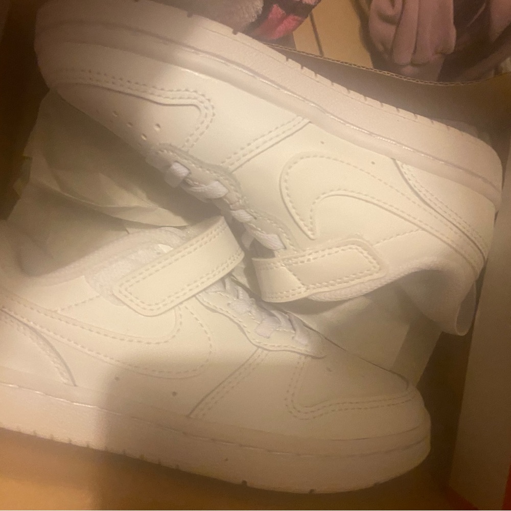 Nike sneakers brand new size 11c